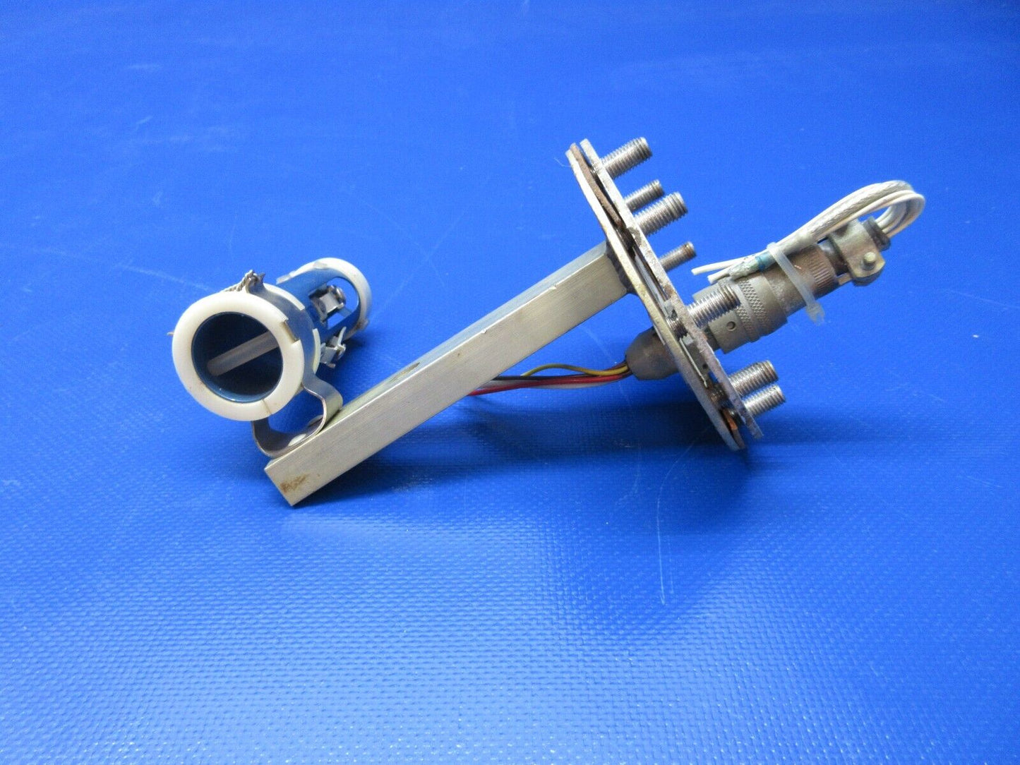 Cessna LH Fuel Level Transmitter w/ Mount P/N PAA700-13 WARRANTY (1224-1264)