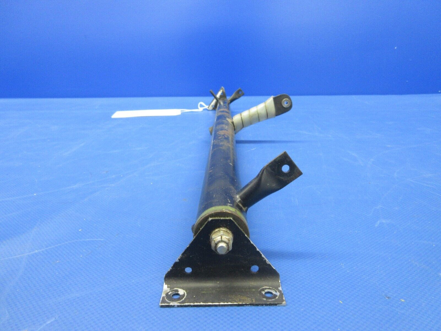 Grumman Yankee AA-1B Flap Torque Tube Assembly P/N 604057-501 (0524-1013)
