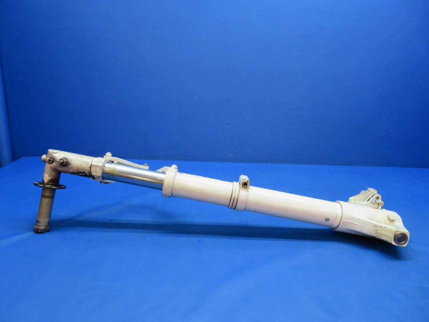 Piper Aerostar 602P RH Main Gear Assy P/N 400053-510 (0123-942)