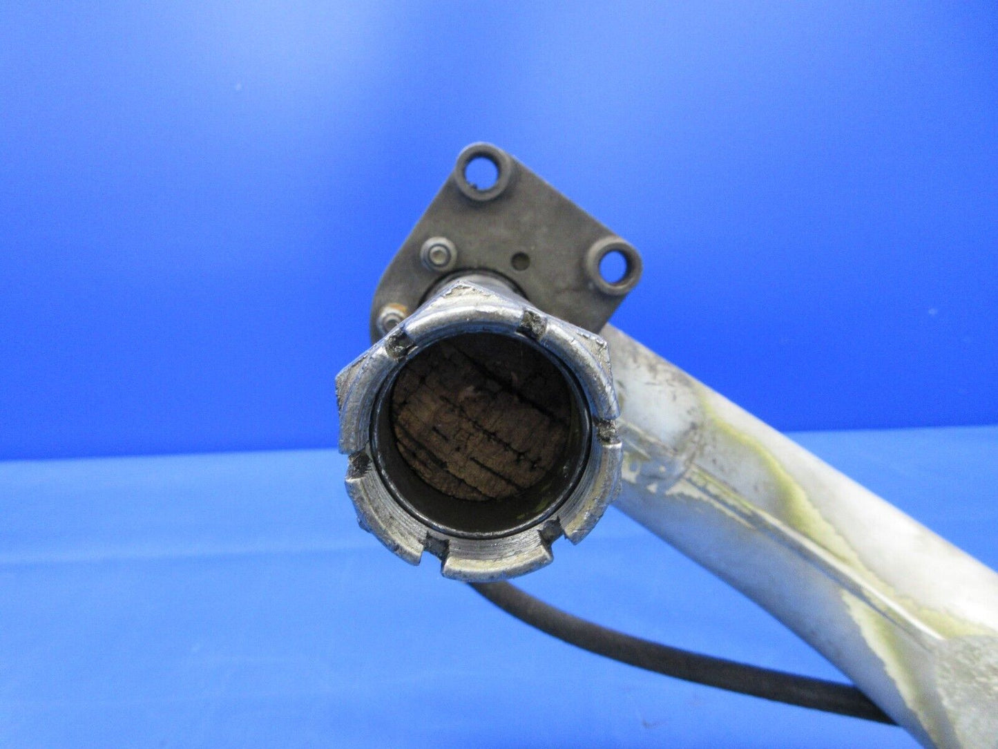 Beech 19A Musketeer Main Landing Gear Assy RH P/N 169-810000-660 (0424-653)