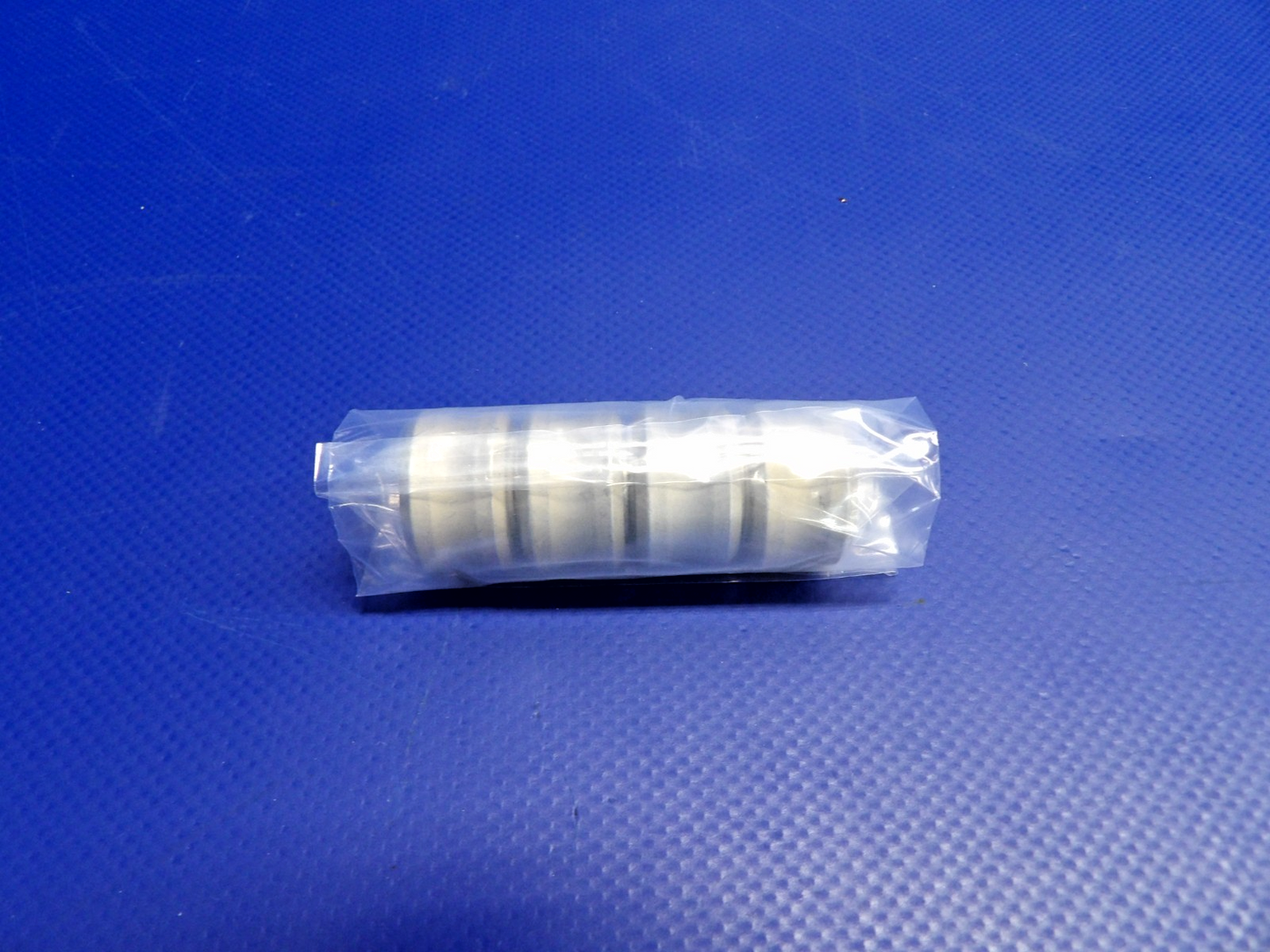 Cessna Seat Track Roller P/N 0311310 NOS LOTS OF 4 (0426-1202)1