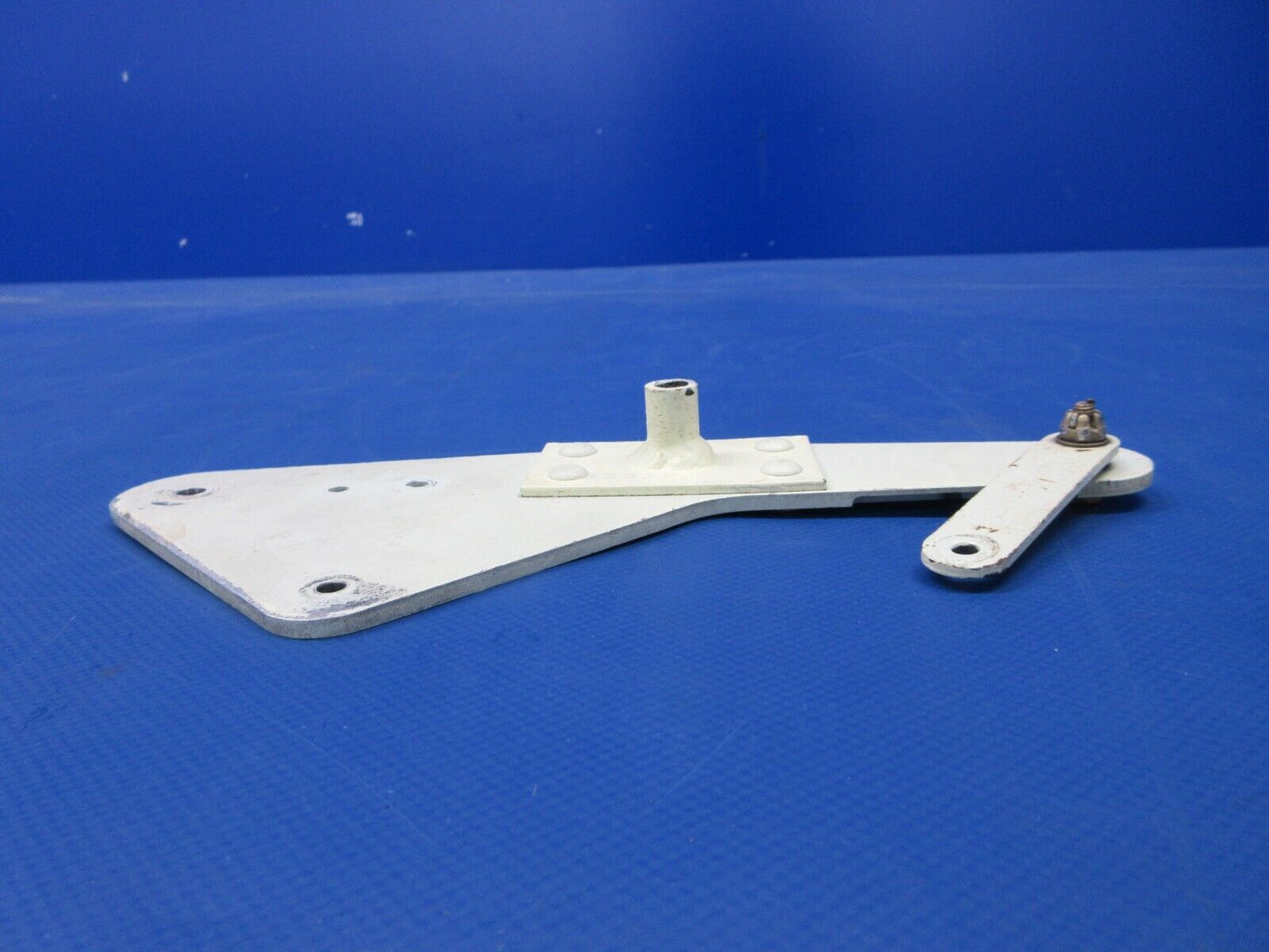 Bellanca 17-31A Viking Flap Bellcrank Assy P/N 192552 (0924-1336)