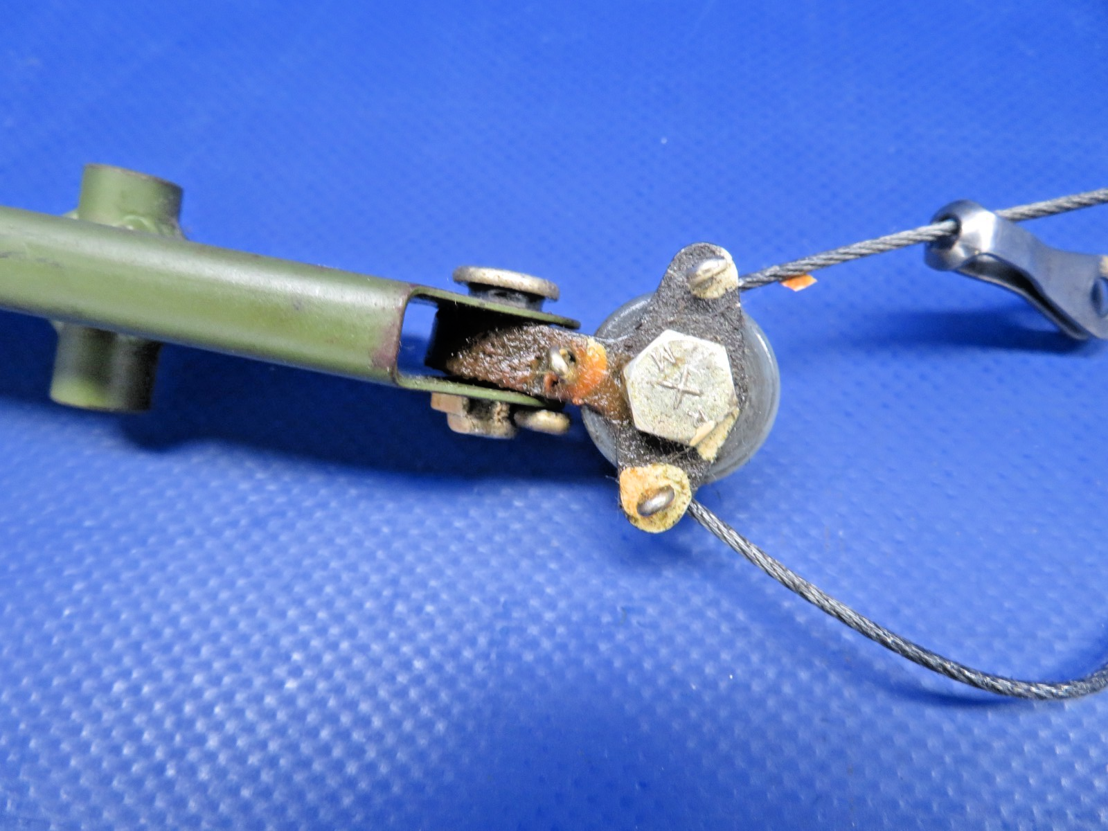 Cessna 172M Parking Brake Handle & Bellcrank P/N 0813150-55 (0826-411)11