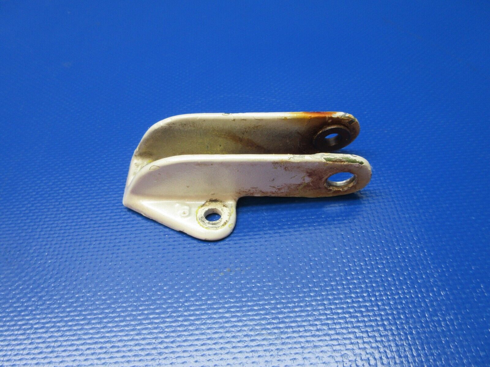 Bell 47J-2 Helicopter RH Cabin Door Upper Hinge Half P/N 47-364-029-4(1124-1461)