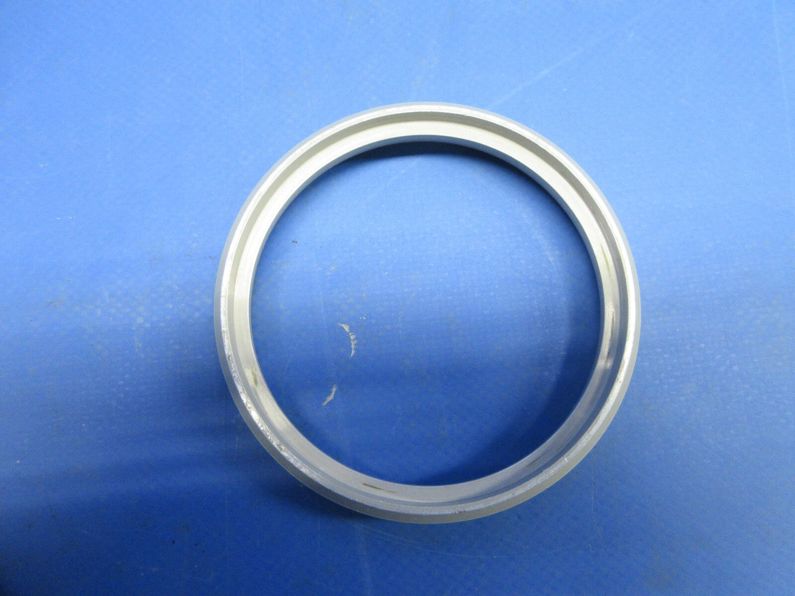 Bell 47J-2 Main Rotor Blade Grip Bearing Ring P/N 47-120182-1 (1124-898)3