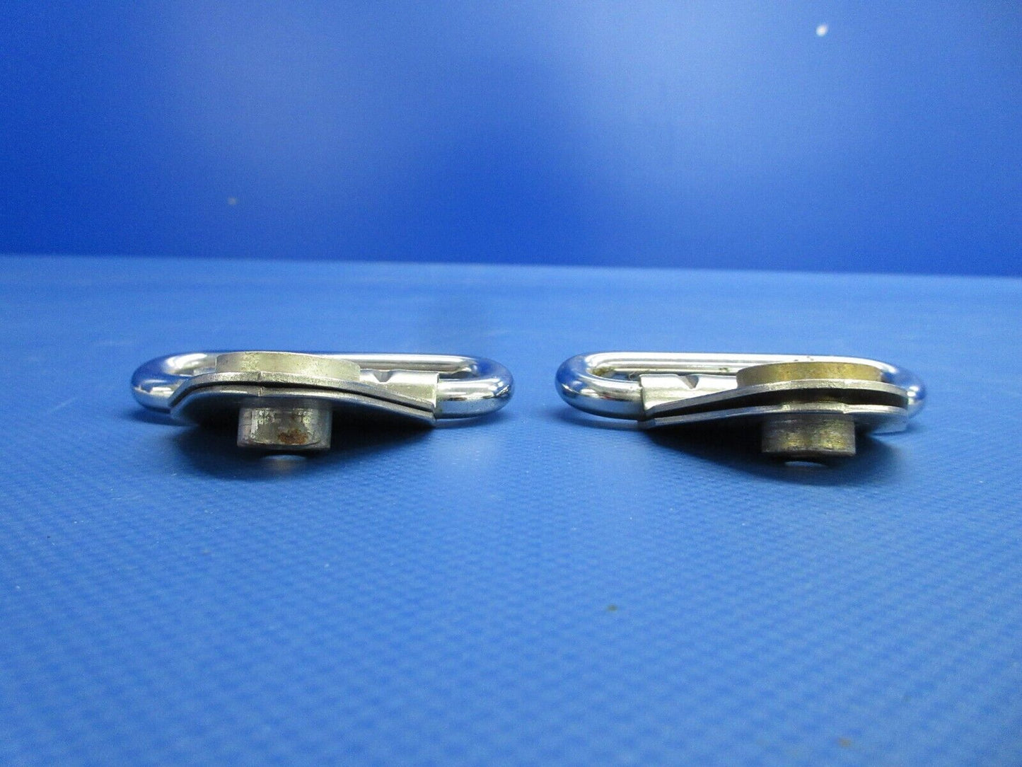 Beech American Safety Shoulder Harness Guide P/N 472676 LOT OF 2 (0524-1865)