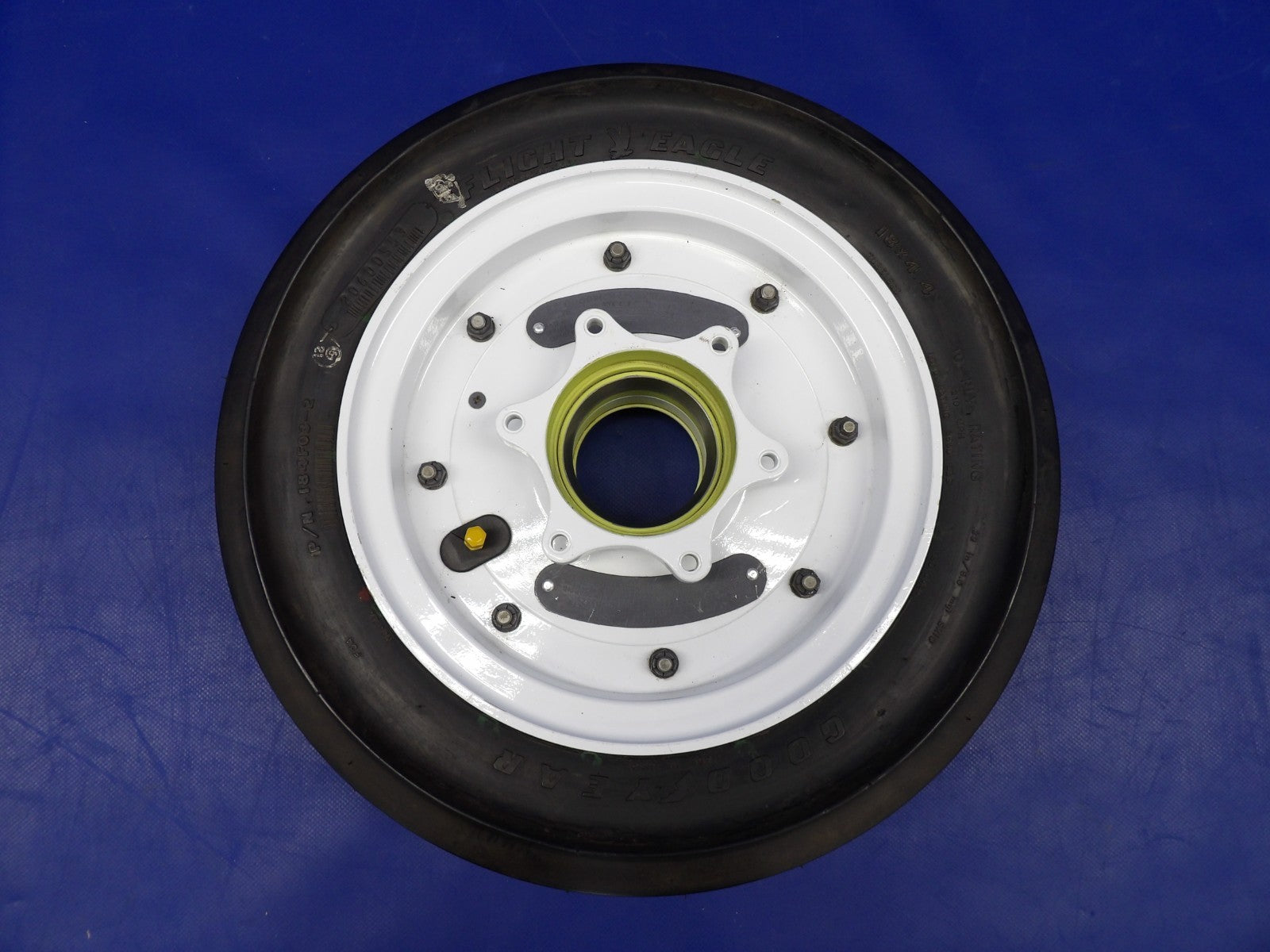 Goodrich Nose Wheel 18x4.4 w/ Goodyear Tire w/ 8130 P/N 3-999 (0626-2063)3