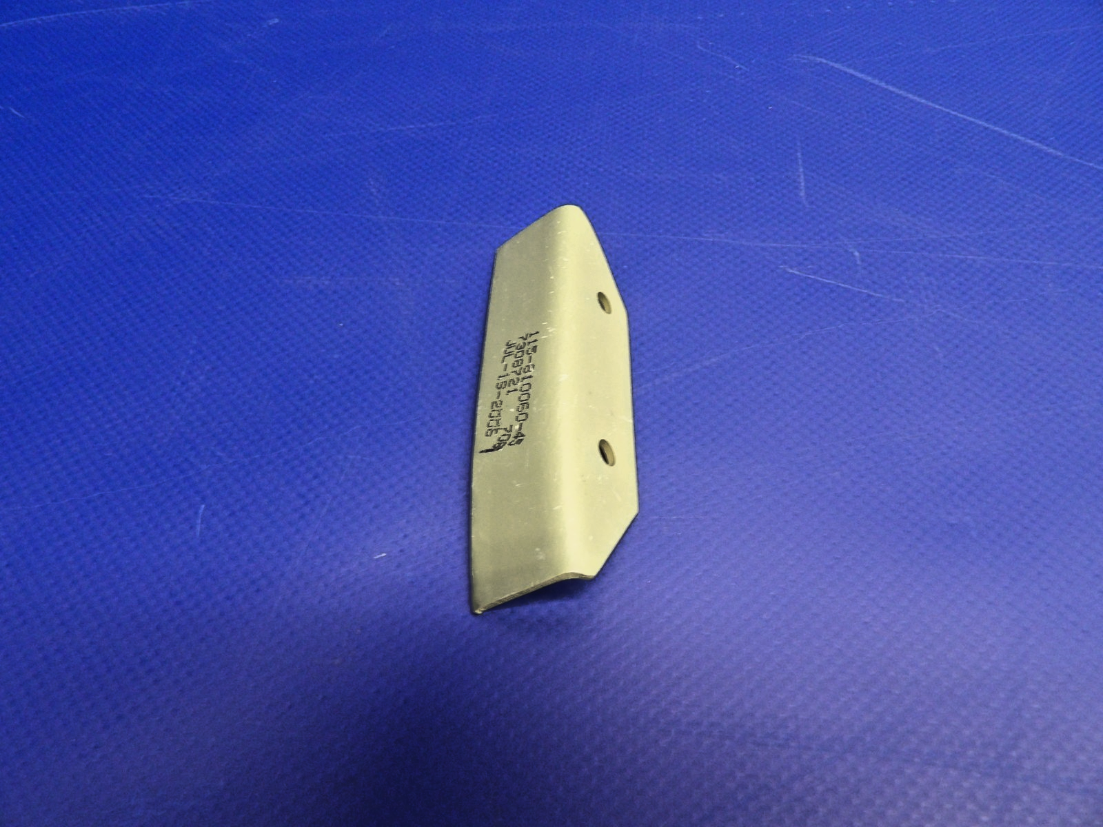 Beech King Air 100 Main Gear Door Bracket w/ 8130 115-810060-45 NOS (0426-1266)3