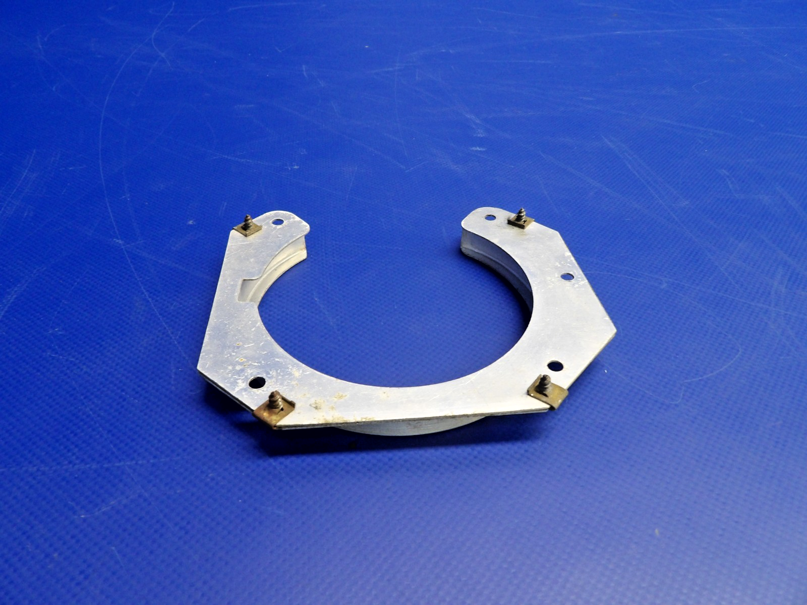 Cessna 172G Landing Light Channel Bracket P/N 0423542-6 LOT OF 2 (0326-12076