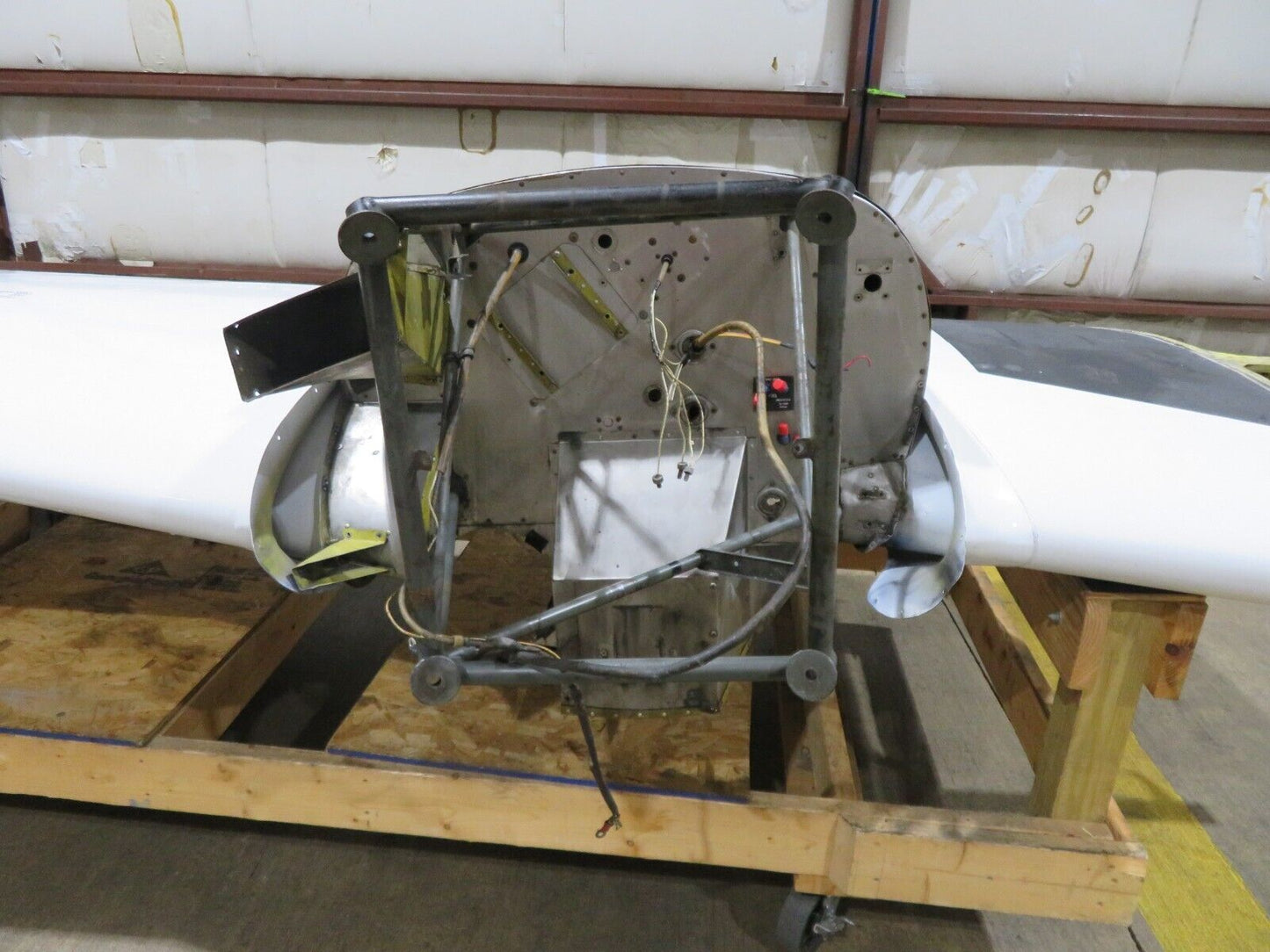 1960 Piper PA-23-250 Aztec RH Wing P/N 16170-01 (0324-95)