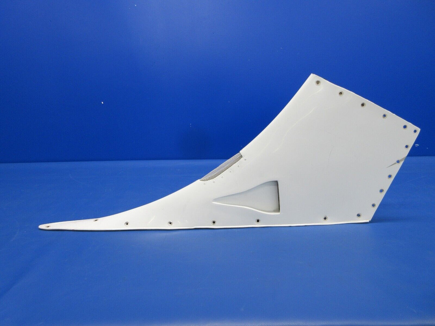 Piper PA-34-200T Seneca II Dorsal Fin Assy P/N 78332-00 (0524-2064)