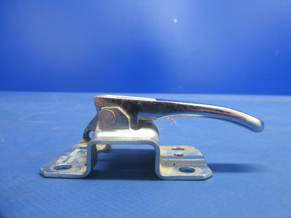 Piper PA-32RT-300T Lance II AFT Cabin Door Interior Handle 464-048 (0924-905)