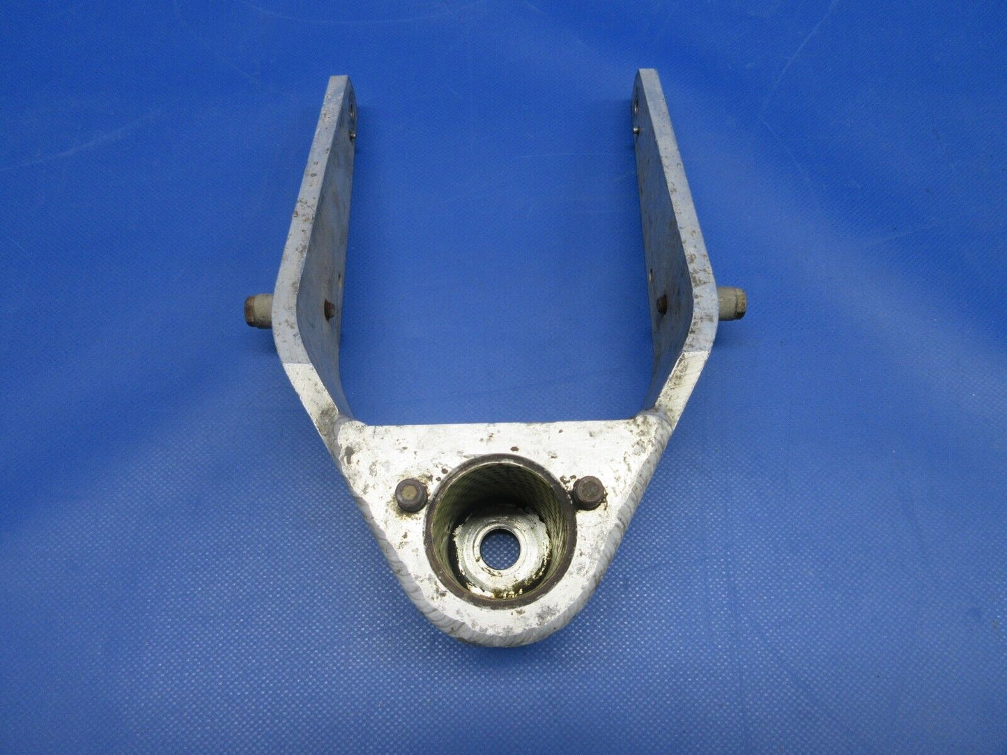 Grumman AA1 Yankee Nose Gear Fork Assy P/N 702052-501 (0424-1133)