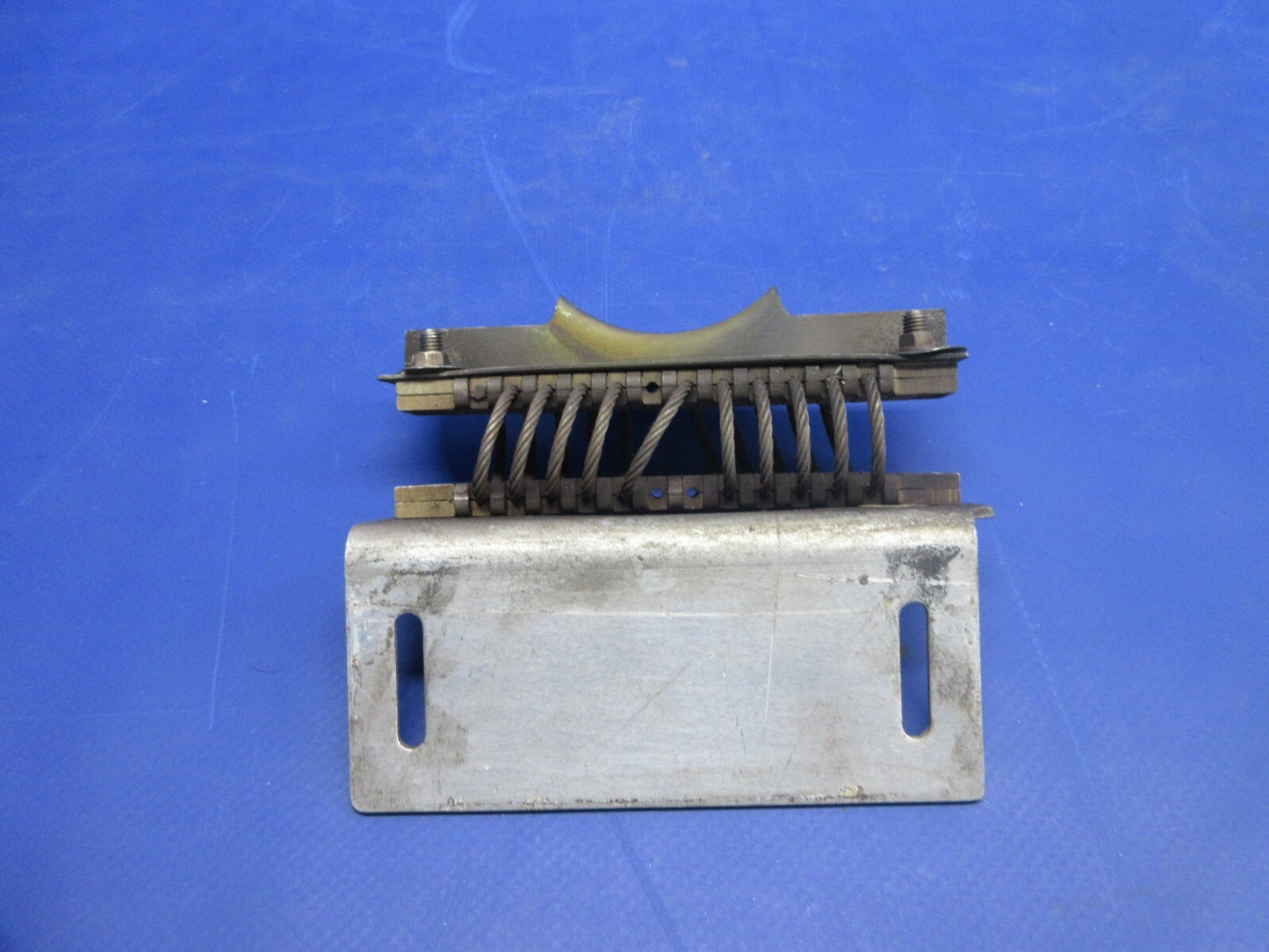 Cessna 310 / 310R Exhaust Clip Bracket & Isolator P/N 0852595-2 (0225-790)2