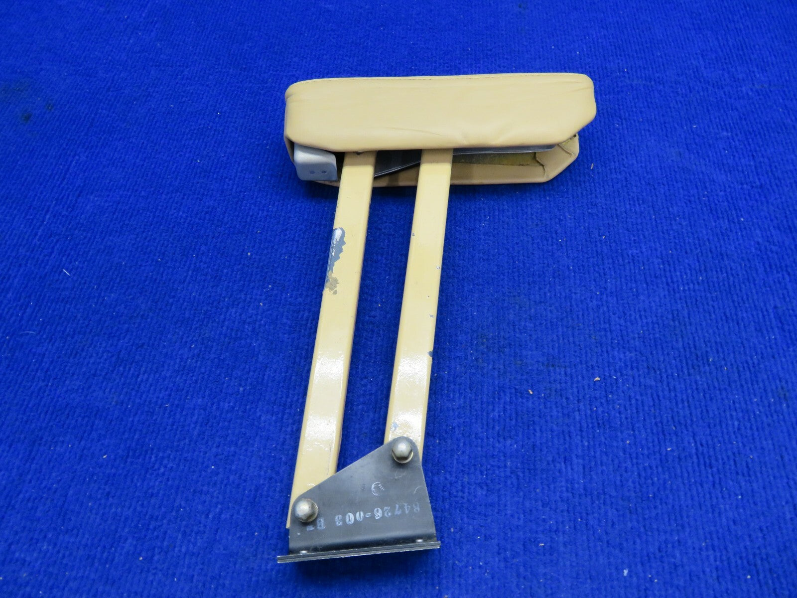 Piper PA-46 Adjustable Armrest Assy w/ RH Support P/N 84726-003 (0322-484)4