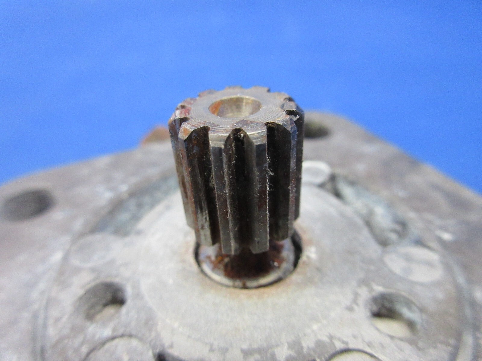 Bell 47J-2 Lear Siegler Power Driven Fuel Pump RG17230-9 CORE (1124-1369)9