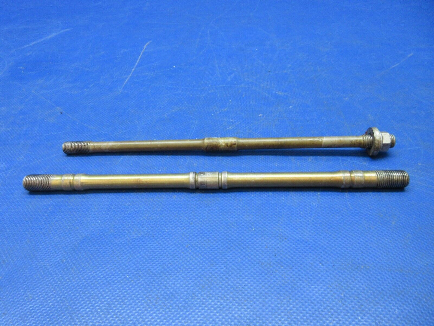 Continental IO-470-U Crankcase Thru Bolts LOT OF 8 (1124-1343)