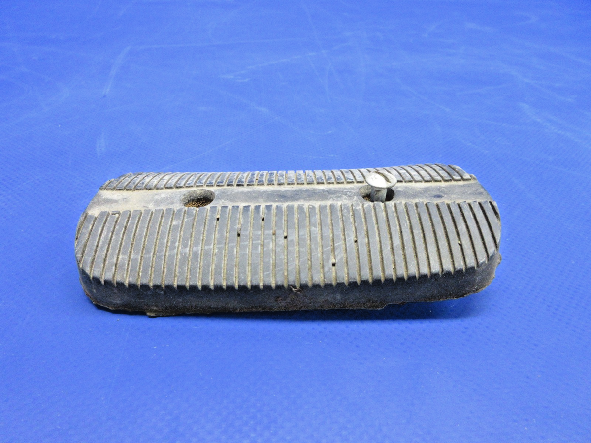 Piper Rudder Pedal Pad P/N 62866-00 LOT OF 2  (0926-718)4
