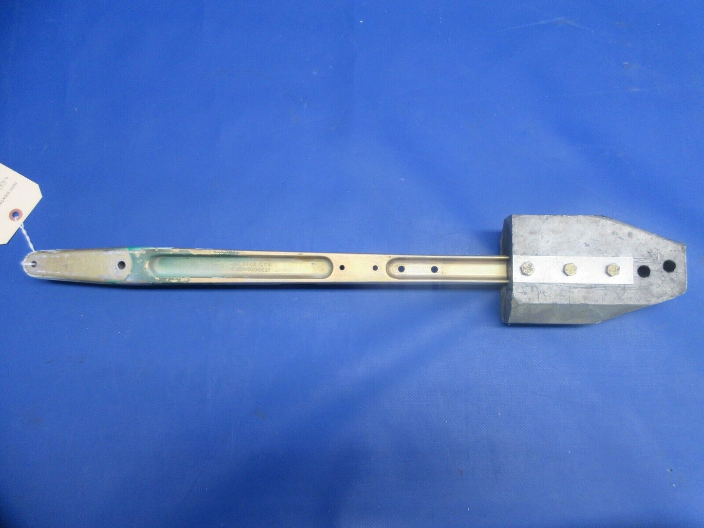 Cessna 177 / 177B Cardinal Balance Weight & Arm Assy P/N 1732034-1 (0924-2002)