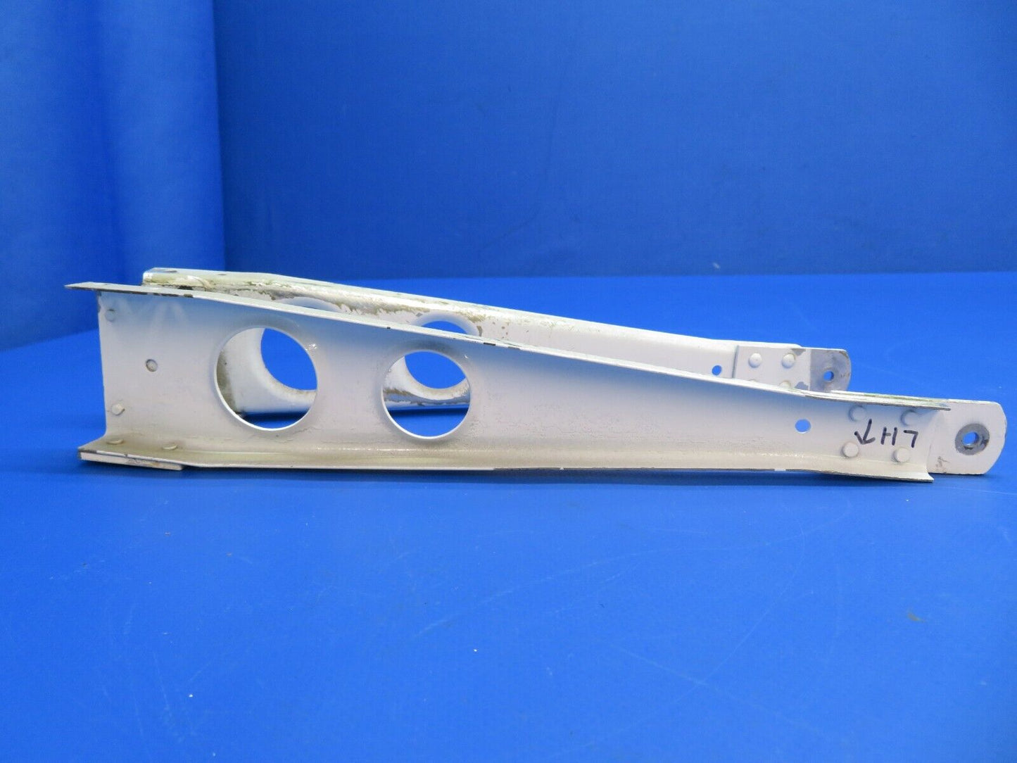 Piper PA-28R-200 Arrow Stabilator Trim Rib Assy P/N 65244-00 (1022-595)