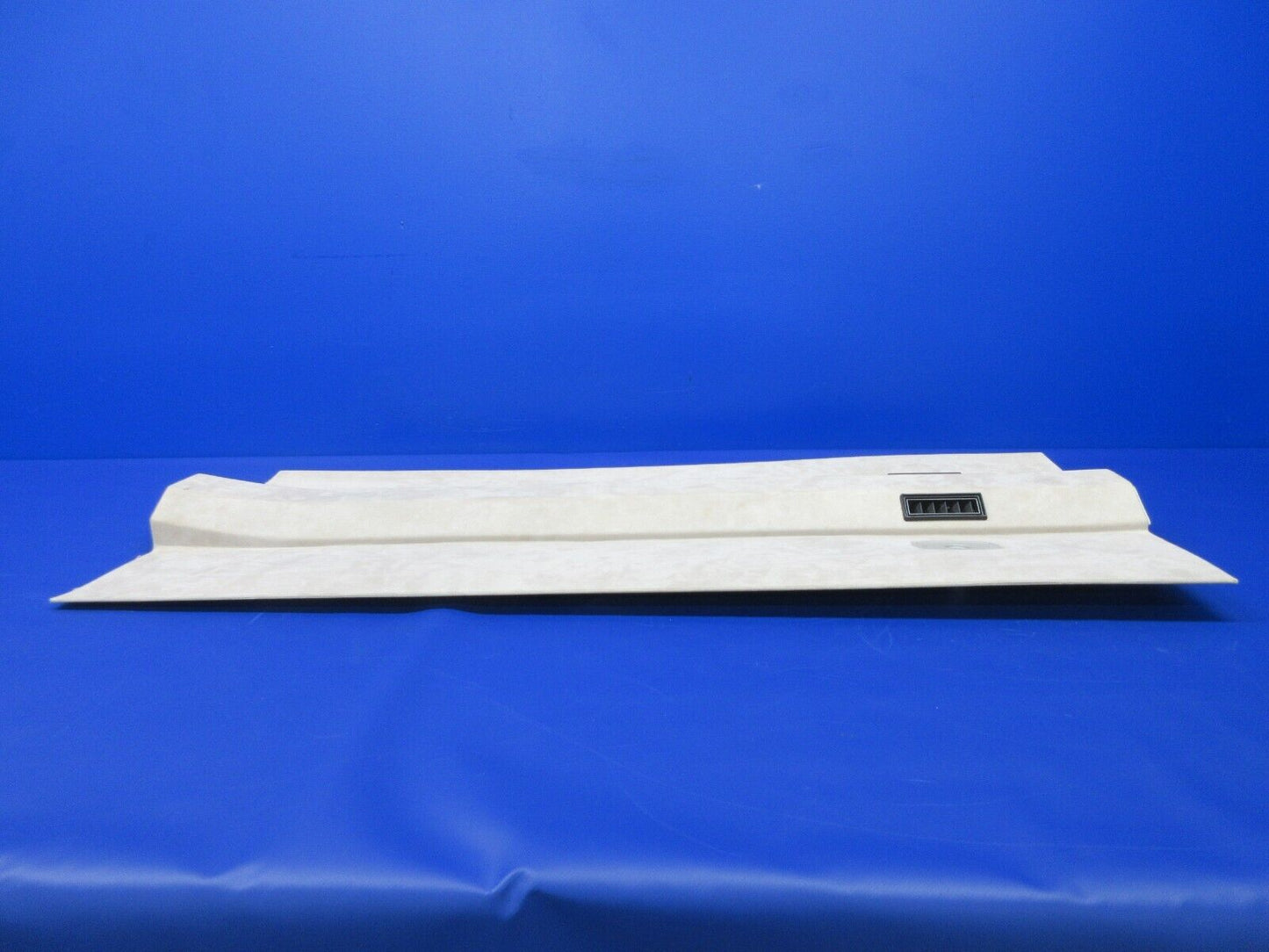 1996 Piper PA-28-181 Archer III Headliner Panel w/ Vents 84277-03 (1224-2048)
