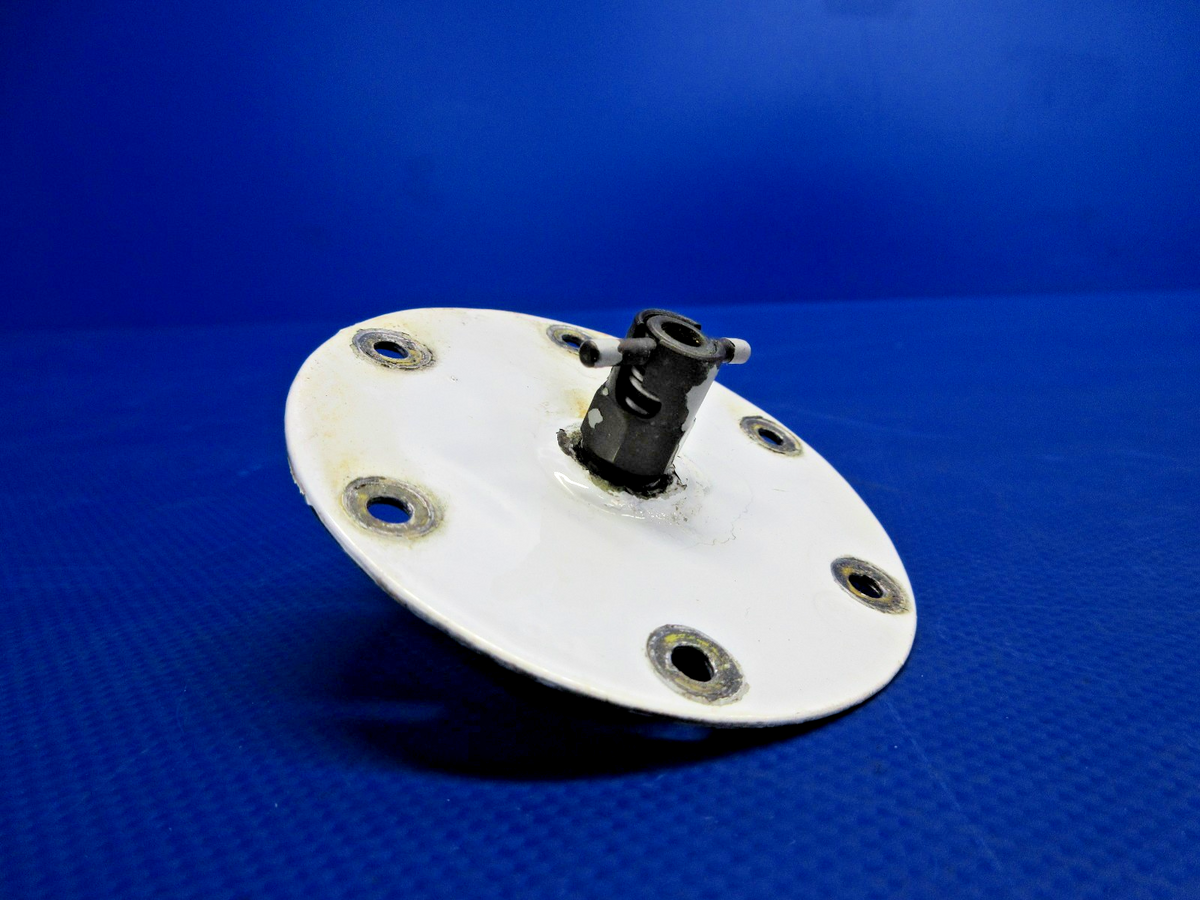 Piper PA-31T1 Cheyenne Fuel Drain Valve Plate P/N 40549-02 (0526-965)2