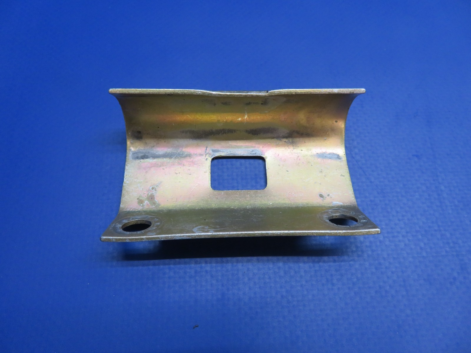 Continental IO-470-U Balance Tube Bracket P/N 632280 (0326-1741)6