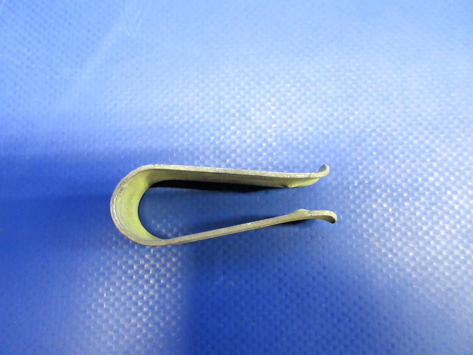 Cessna 150 / 172 Brake Line Retainer Bracket P/N 0741000-7 (0826-729)1