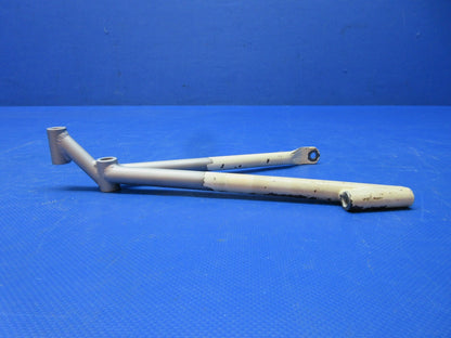 Cessna 177RG Cardinal Support Main Gear Door Actuator RH P/N 2041014-2 (0818-59)4