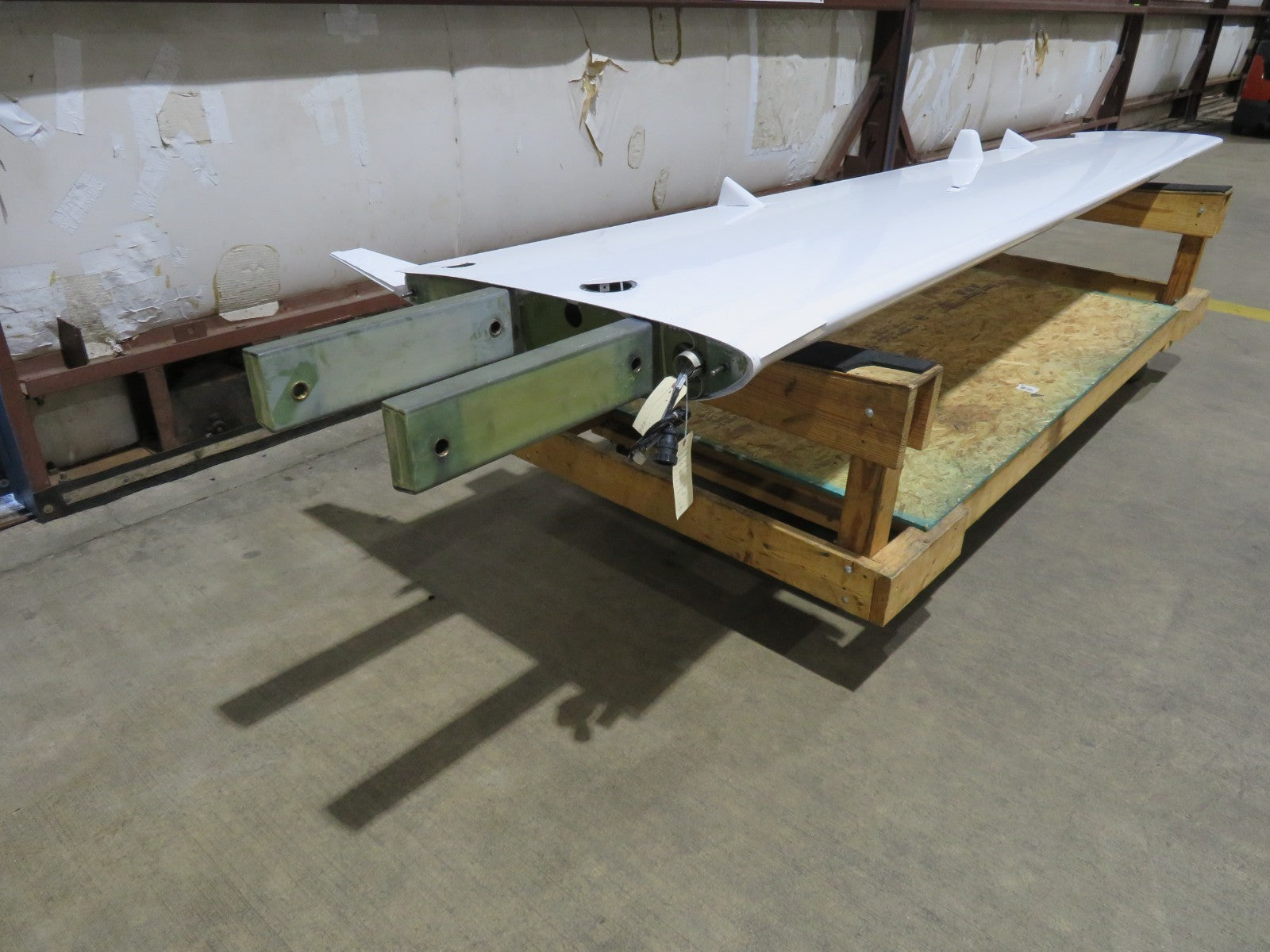 2001 Diamond DA-40-180 Right Hand Wing S/N 40.044 (0326-98)6