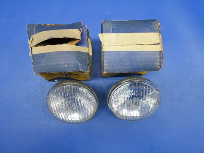 General Electric Sealed Beam Lamp 28V P/N 4502 LOT OF 2 NOS (0424-1172)