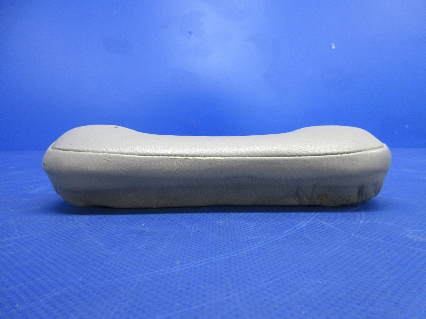 Beech F35 Bonanza Cabin Door Handle P/N 35-534232 (0726-812)4