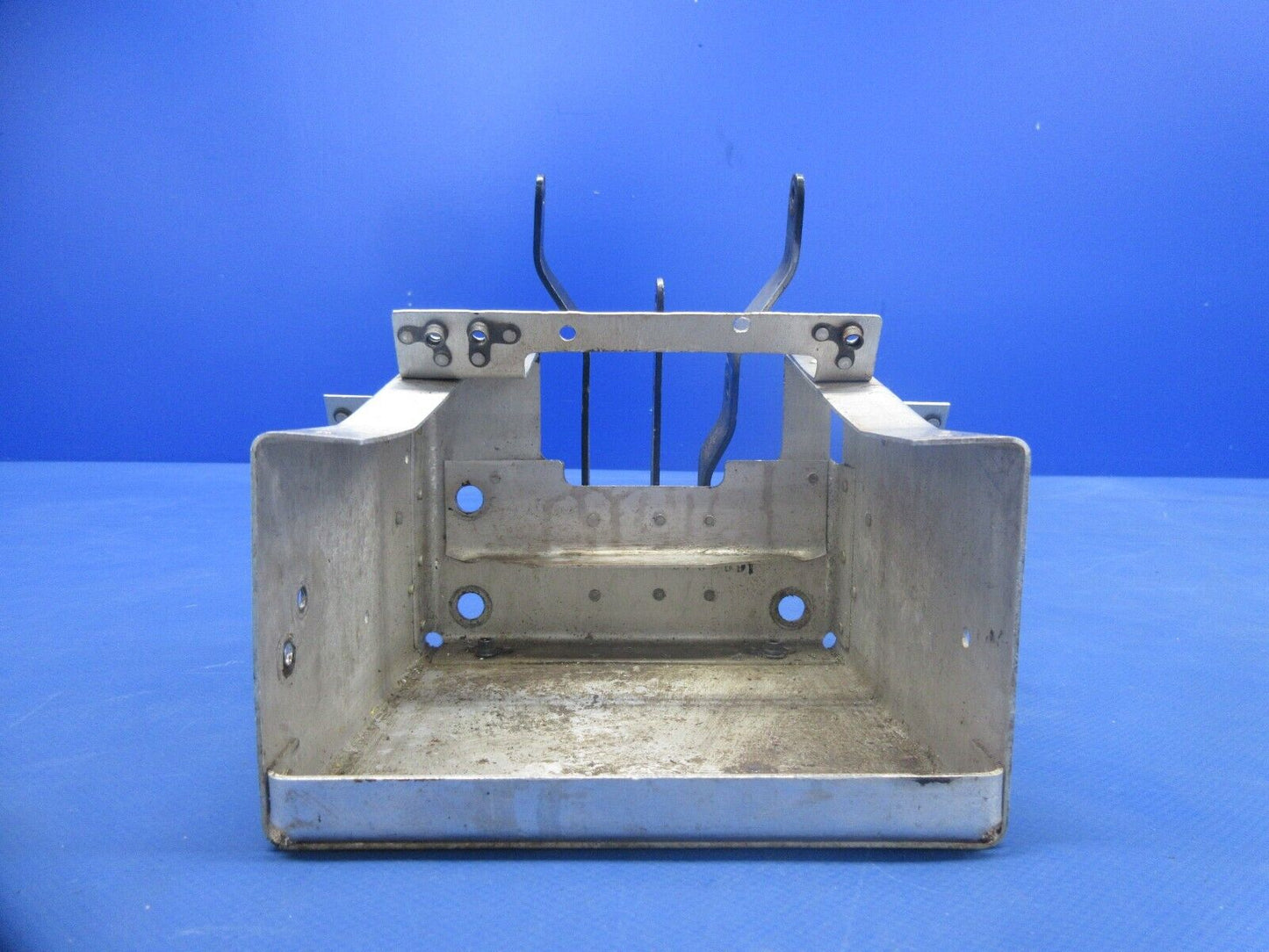 Beech C23 Sundowner Engine Quadrant Controls P/N 169-940017-5 (0724-938)