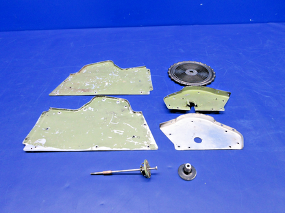 Cessna 310 / 310I Control Pedestal & Trim Wheel P/N 0861100-84 (0326-871)2