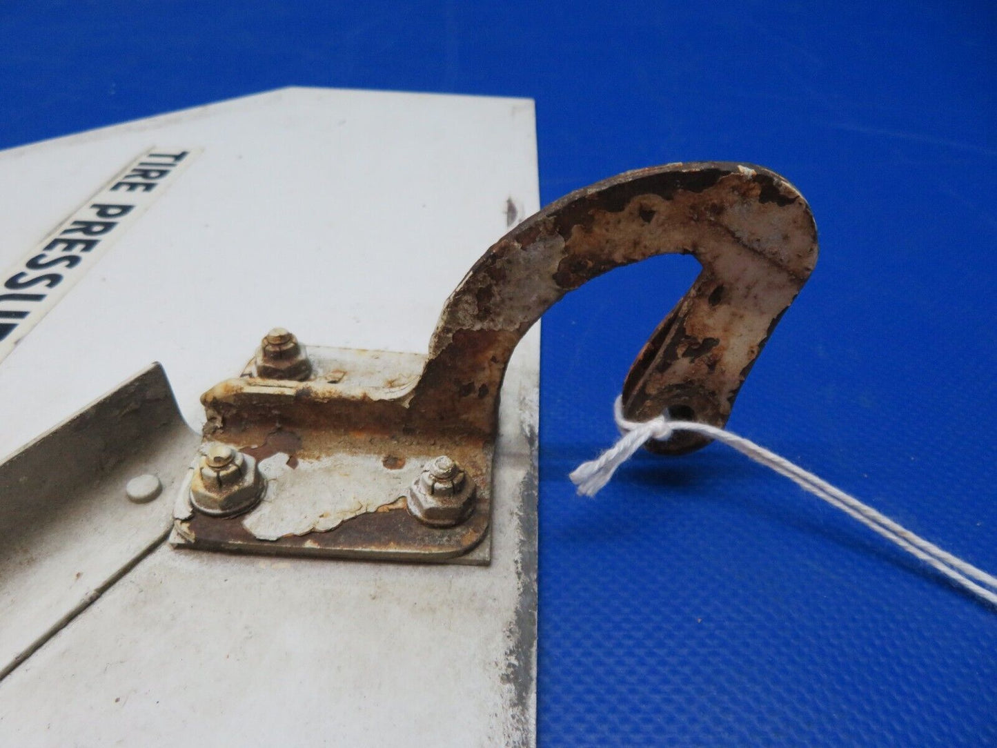 Damaged Mooney M20 / M20E LH Main Gear Door Assy FOR PARTS P/N 8590-1 (0424-171)