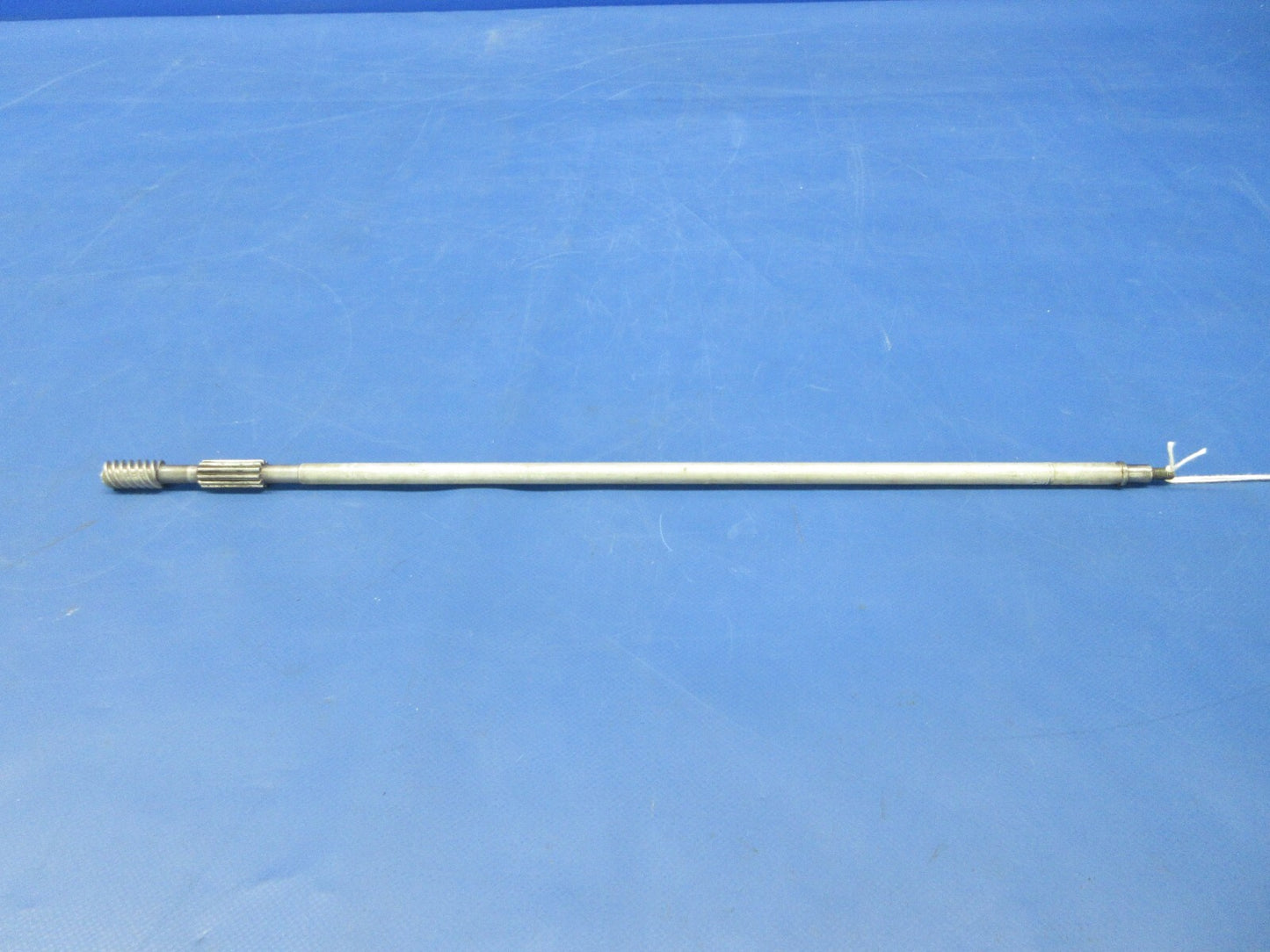 Bell 47J-2 Helicopter Tail Rotor Pitch Control Screw P/N 47-641-148-1(1124-2041)0