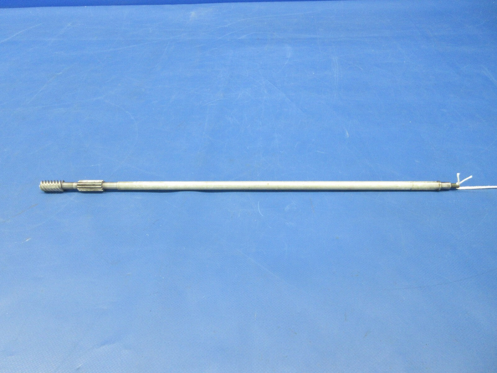 Bell 47J-2 Helicopter Tail Rotor Pitch Control Screw P/N 47-641-148-1(1124-2041)0