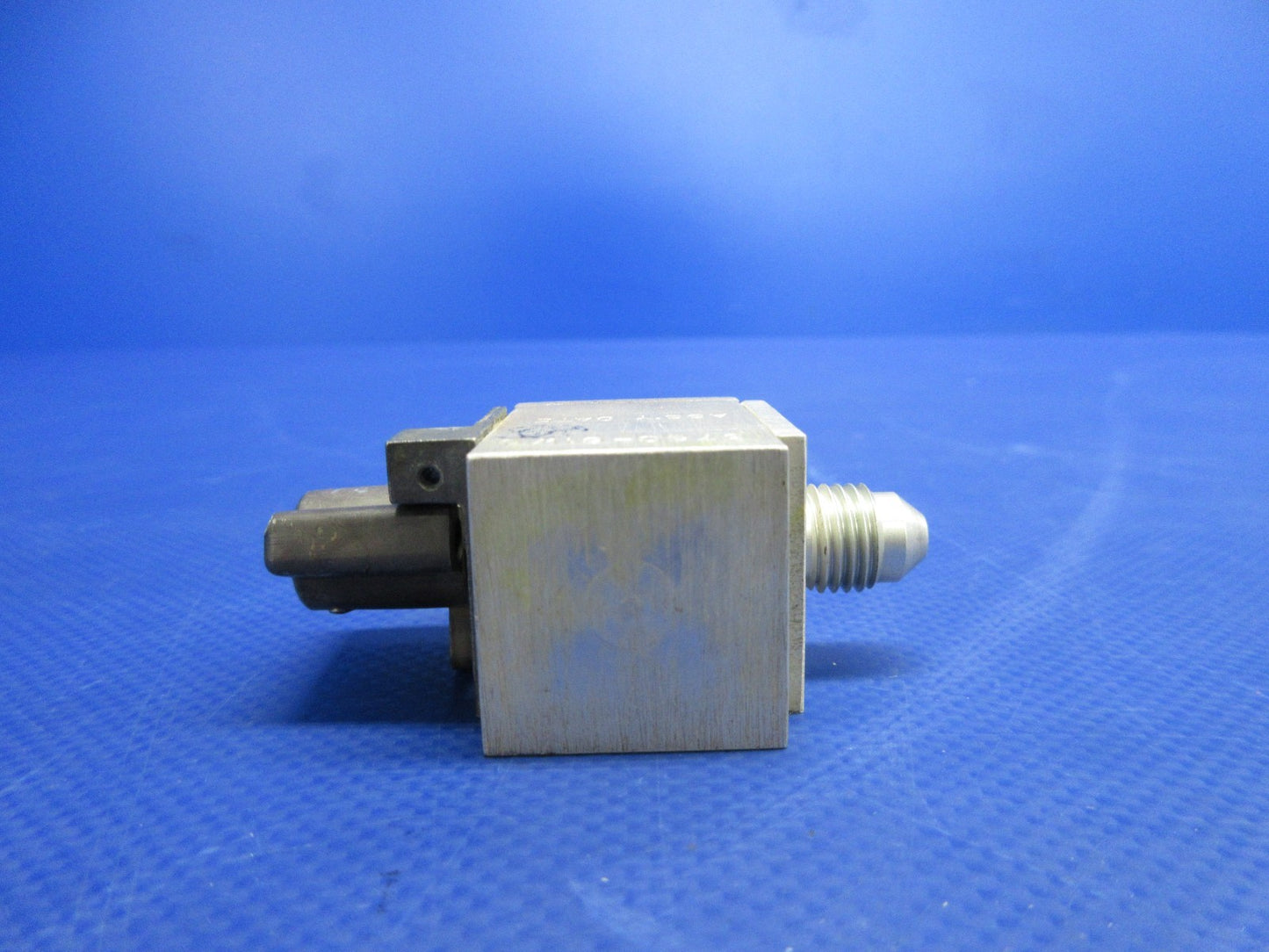Cessna 421 Auto-Valve Fuel Shut Off Valve P/N 375C-61WC (0726-748)7