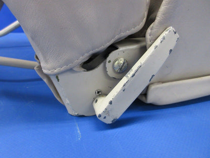 Piper PA-32RT-300T Lance II Front Co-Pilot Seat Assy P/N 79337-20 (0924-1422)
