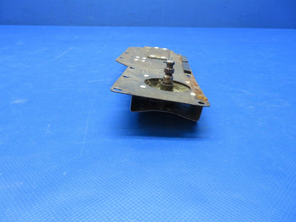 Cessna 180 / 180K Cabin Door Latch Assy LH P/N 1511205-16 (0724-1830)