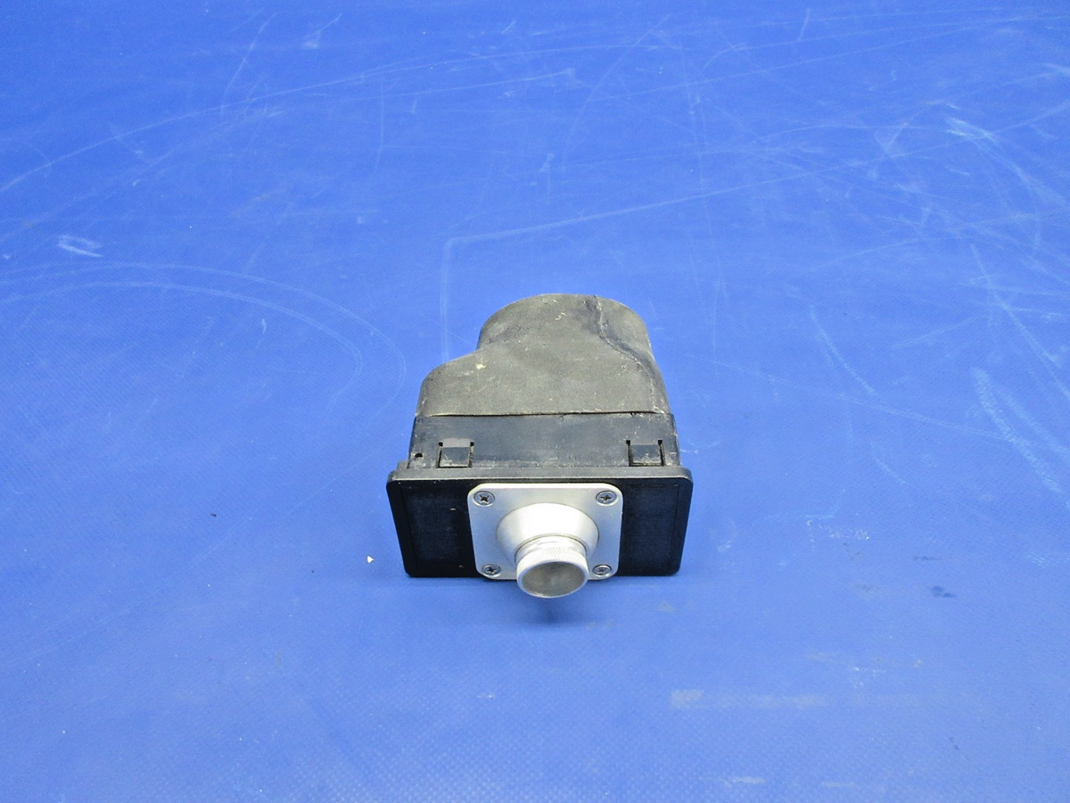 Diamond DA-40 Front Seat Air Vent (0726-877)0