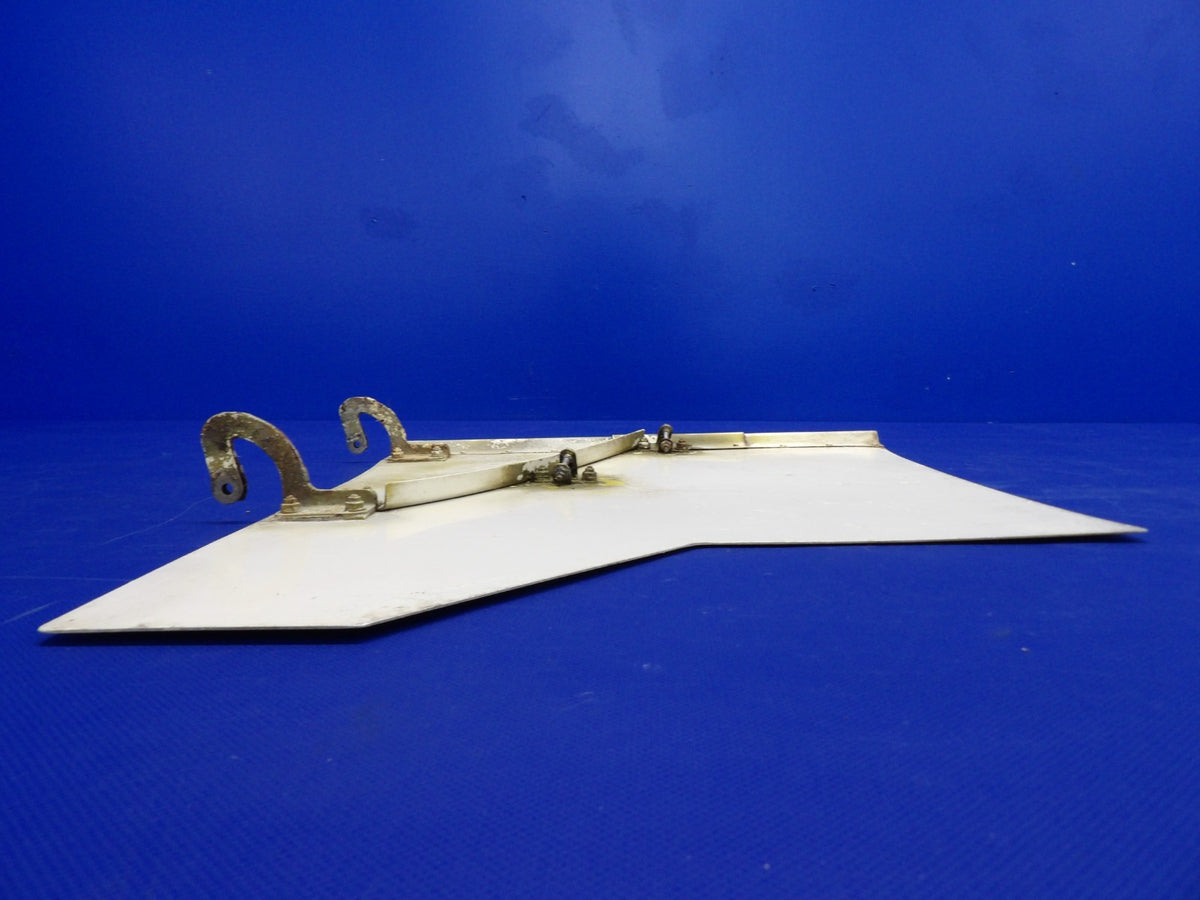 Mooney M20 / M20C LH Main Gear Door P/N 8590-1 (0426-1436)2