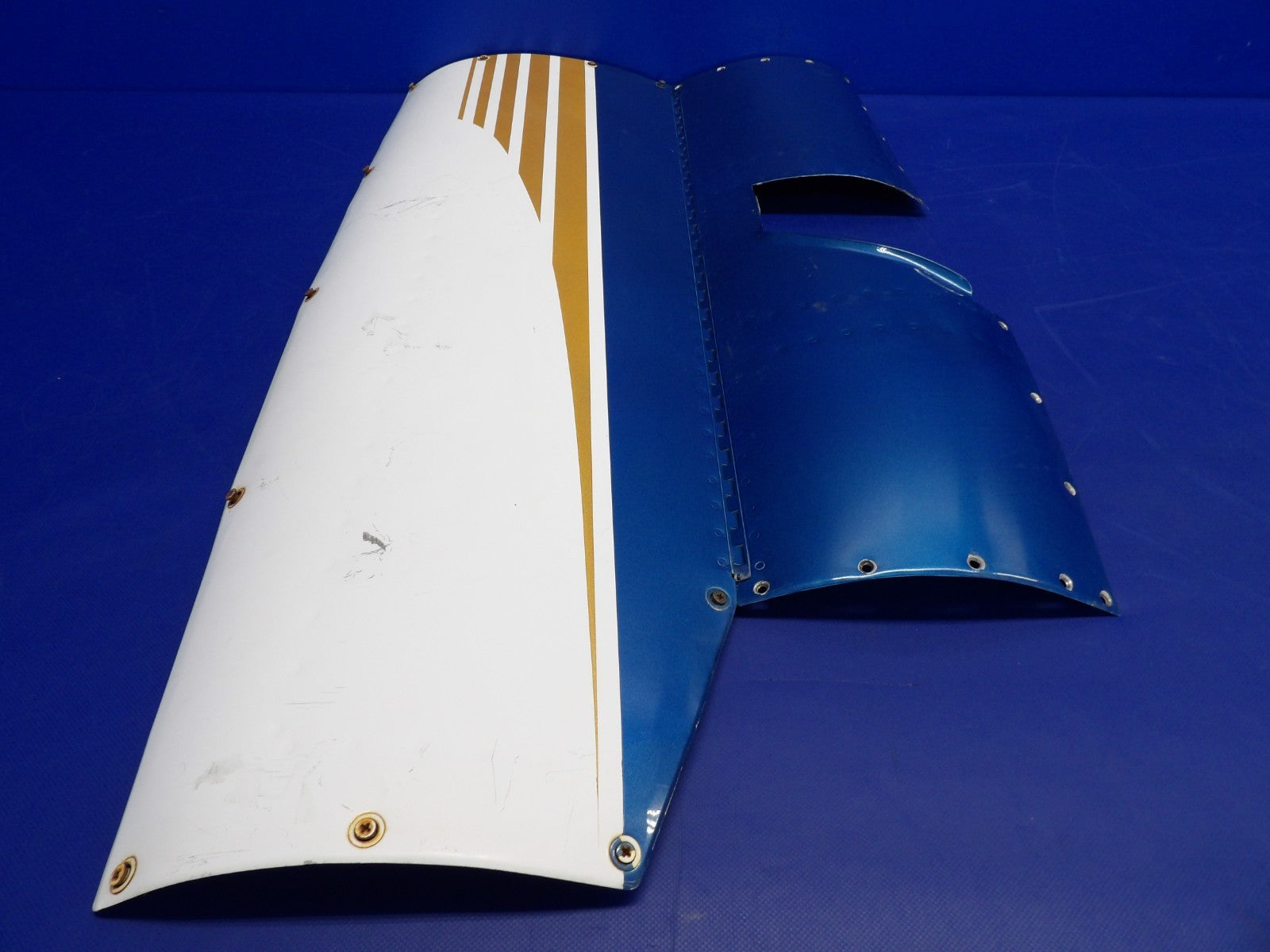 Cessna 421 Upper & LWR LH OTBD Engine Cowl Door P/N 5052020-201 (0726-1247)3