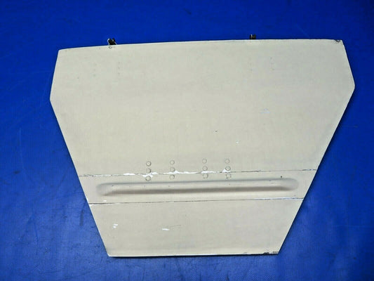 Beech 95-B55 Baron Landing Gear Door LH OTBD P/N 35-815055-68 (0721-740)