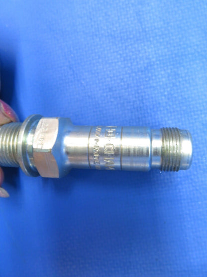 Champion REB37N SPARK PLUG NEW OLD STOCK LOT OF 2 (0923-553)