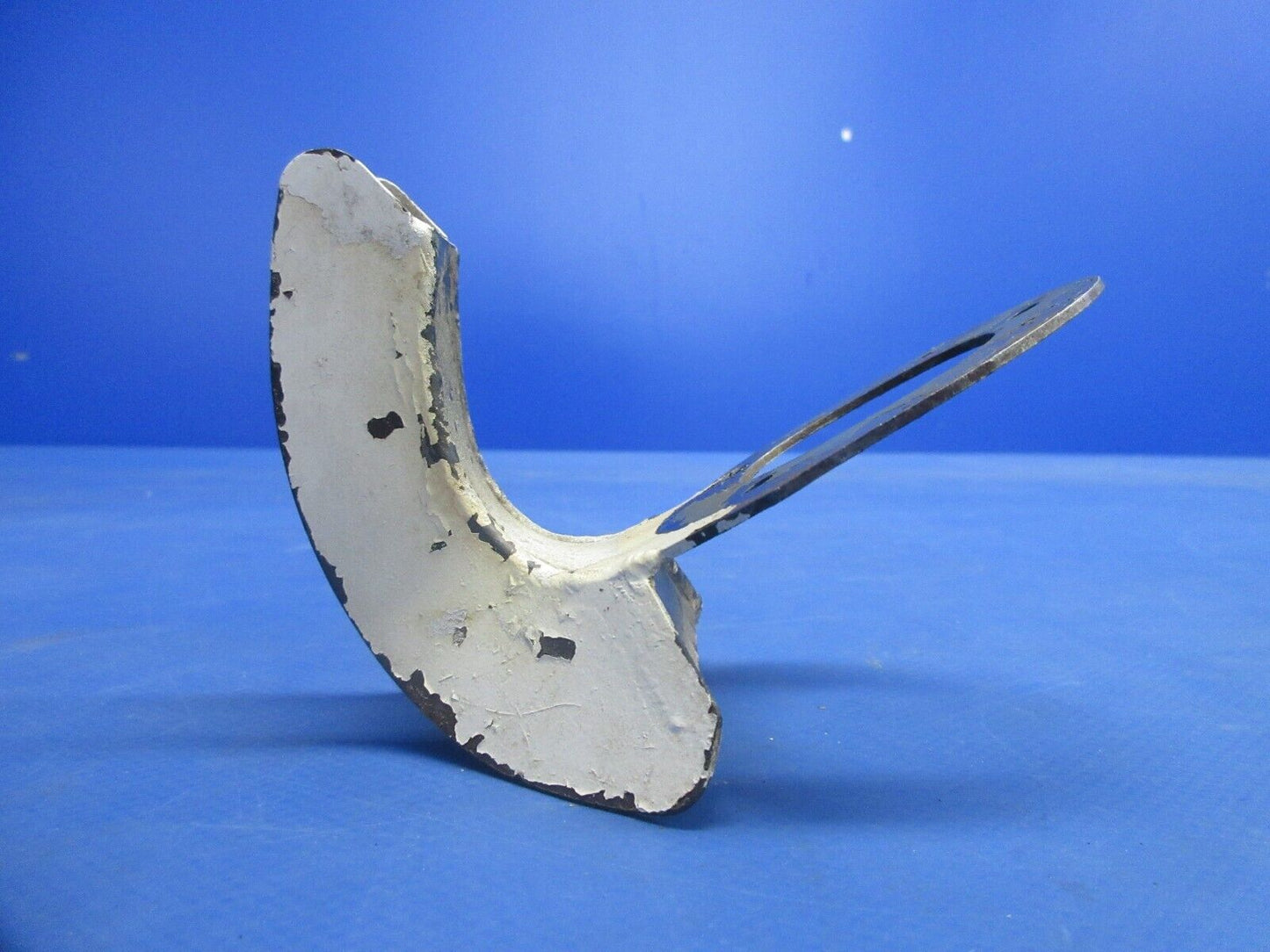 Piper PA-32RT-300T Lance II Nose Gear Aligner Guide Bracket 67107-00 (0924-903)