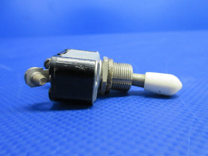 Cessna 310 / 310I Cutter-Hammer Toggle Switch P/N AN3021-2 LOT OF 3 (0326-815)6