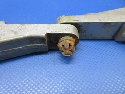 Piper PA23 Aztec Nose Gear Scissor & Bushing Assy P/N 752-914 (0324-718)