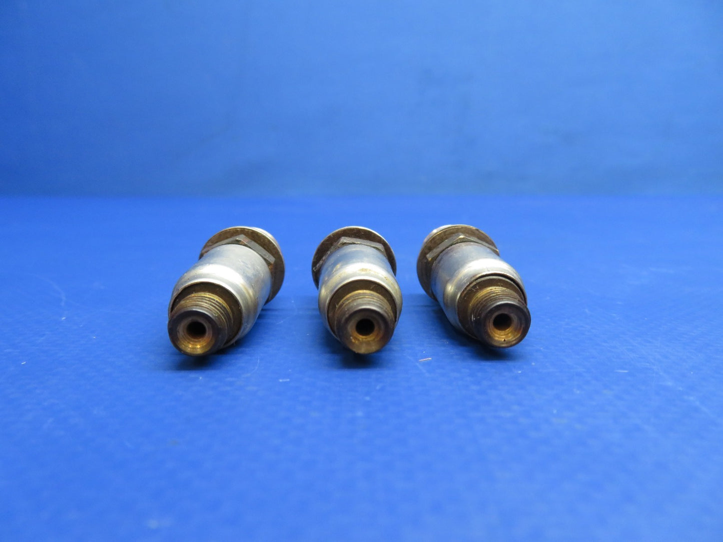 Continental IO-470 Fuel Injector Nozzles PN D12D, 627335D12 SET OF 6 (0326-1742)5