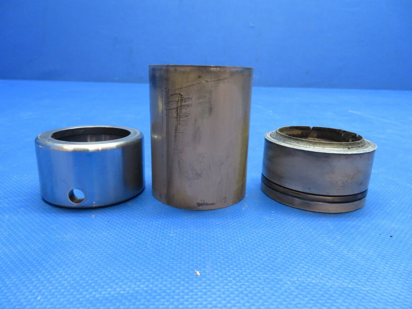 Piper PA-23 Main Gear Bearings: Piston, Gland & Spacer 751-363 LOT (0724-1866)